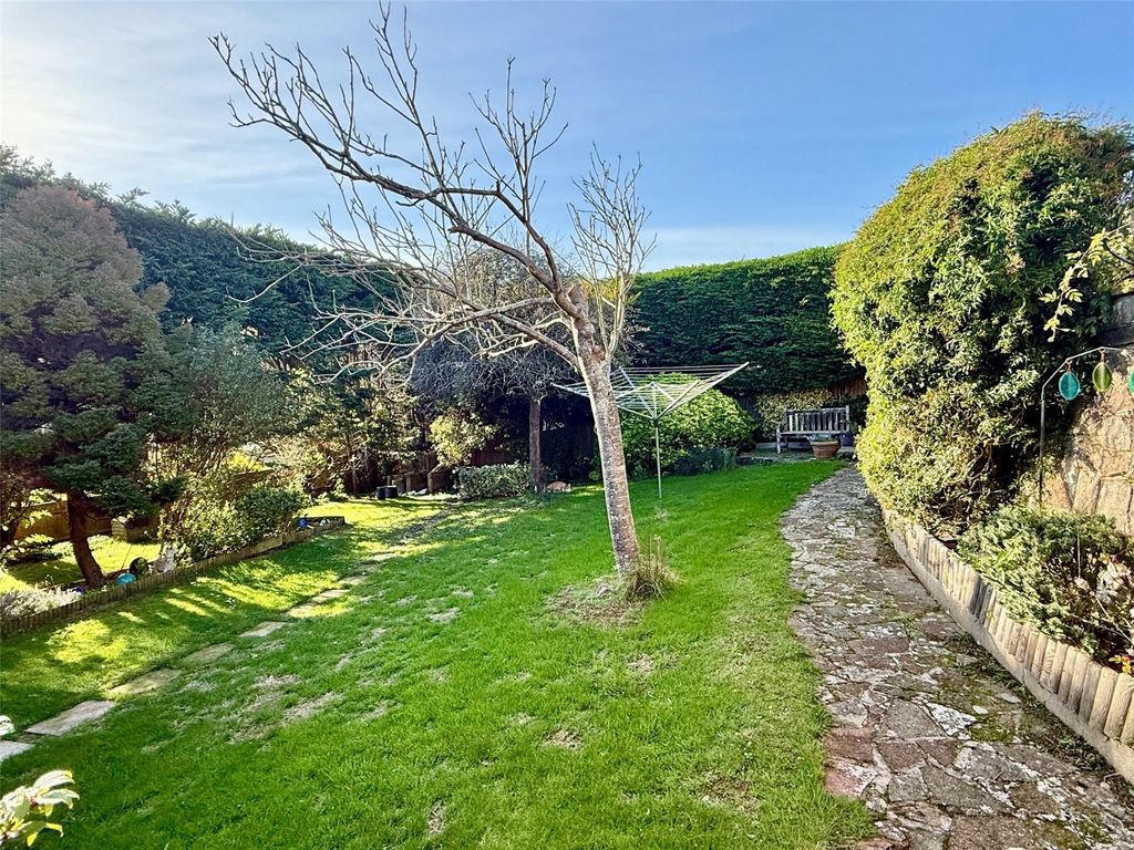Property photo 3 of 15 Picture No. 19