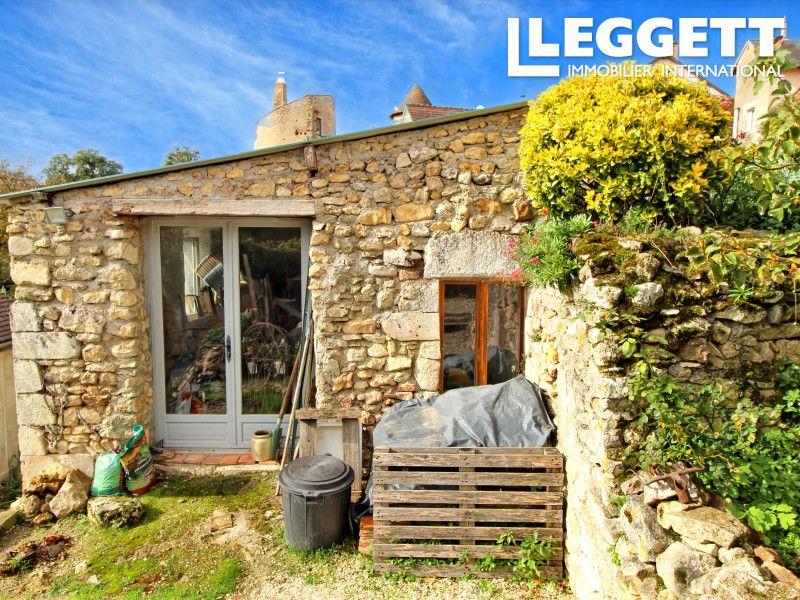 Property photo 2 of 10