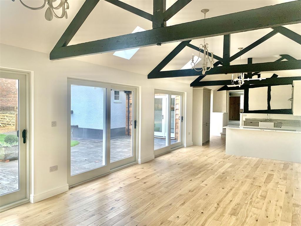 Property photo 3 of 24 42Bs33.Jpeg