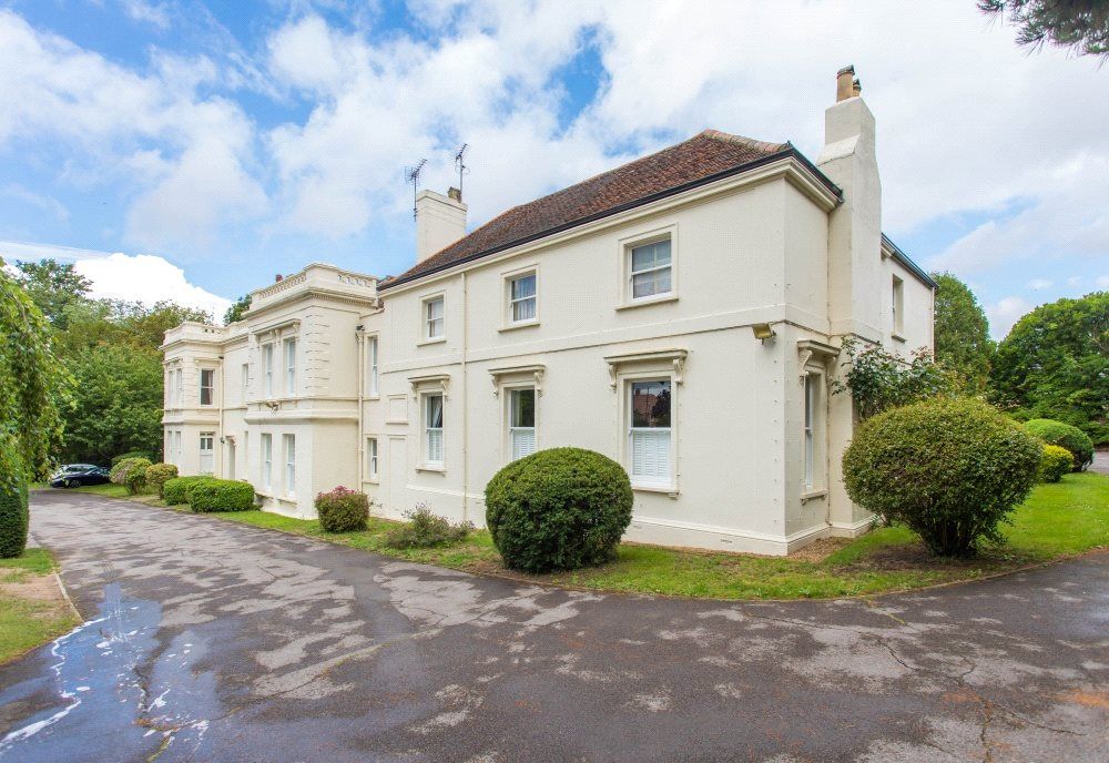 Property photo 1 of 14 Exterior