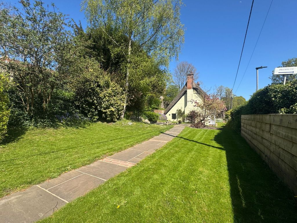Property photo 1 of 33