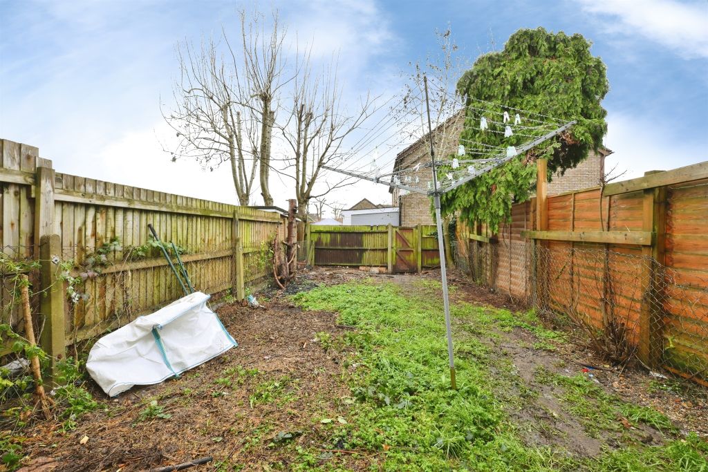 Property photo 3 of 16