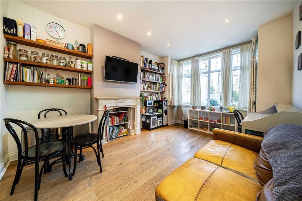 Property photo 2 of 5