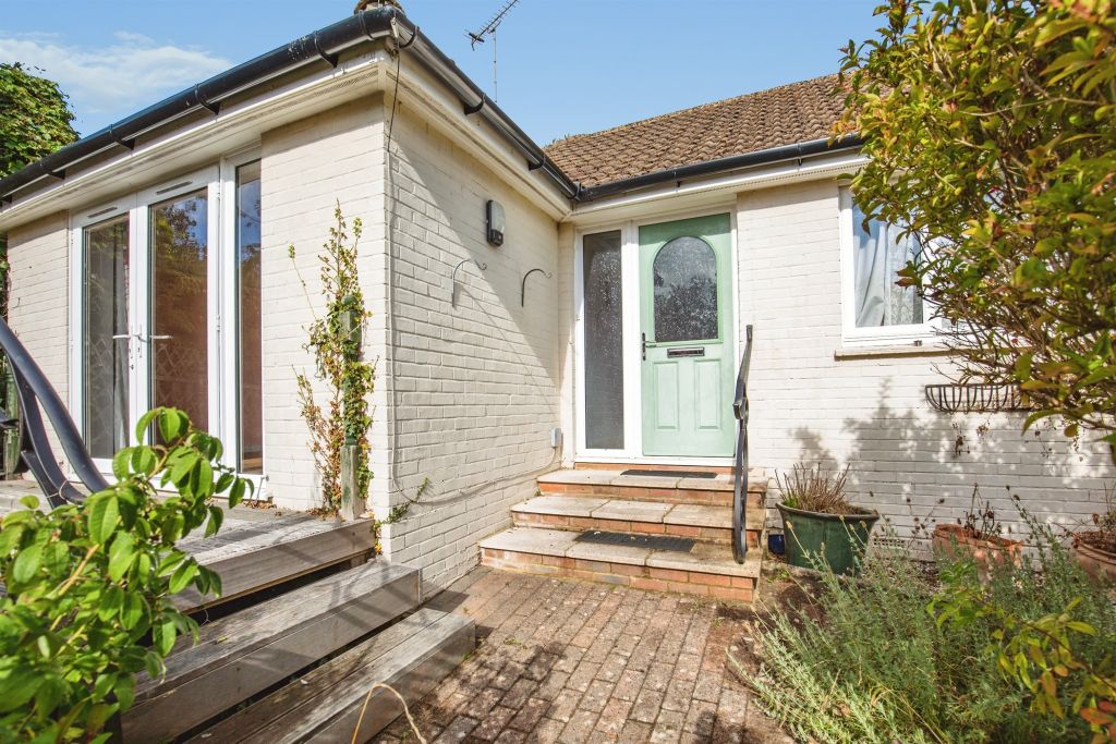 Property photo 1 of 21