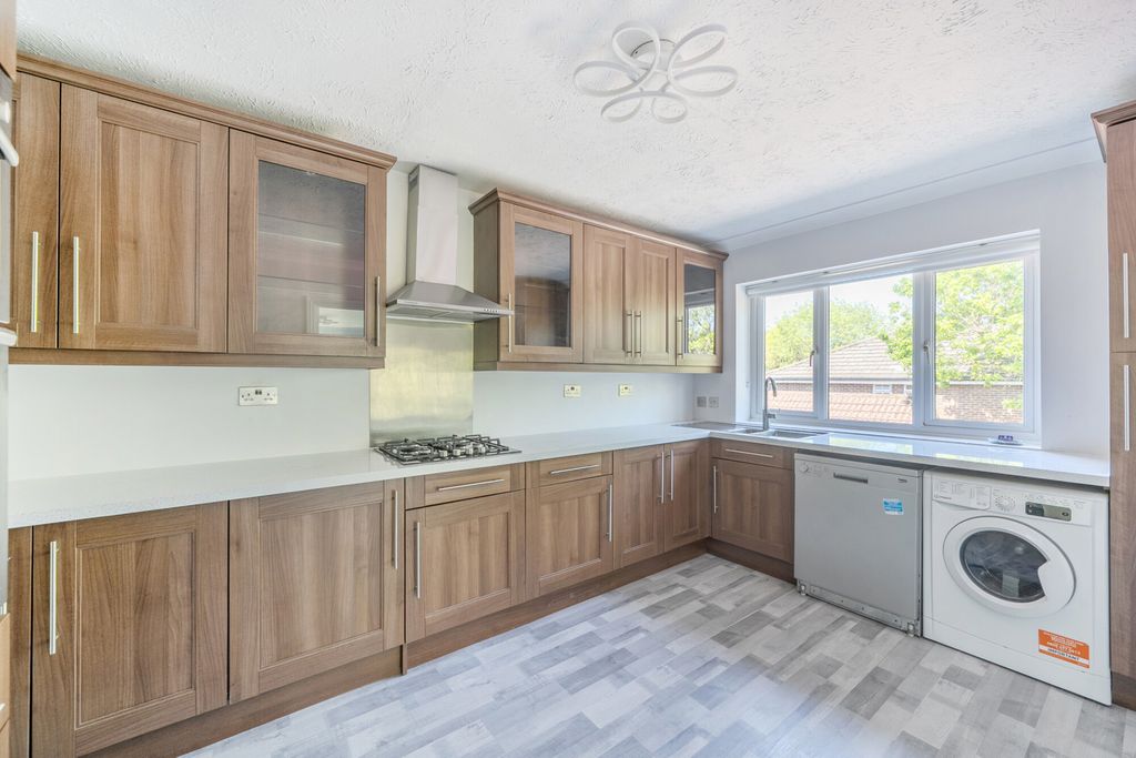 Property photo 3 of 15 1455805-9-69F4970...