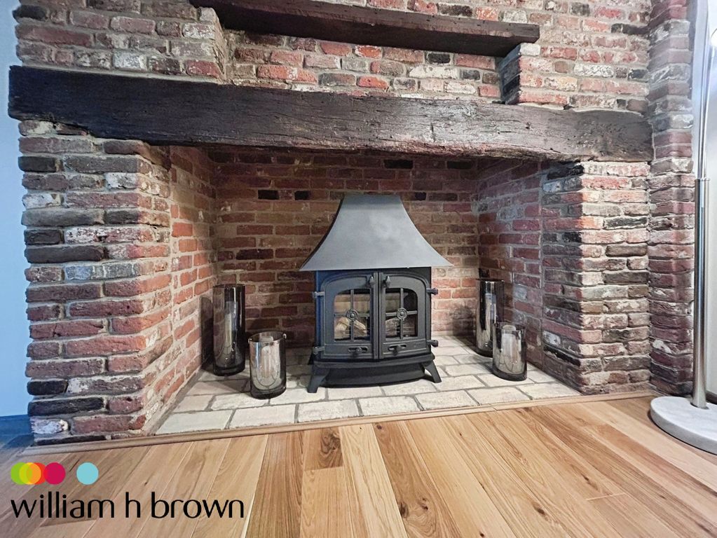 Property photo 2 of 12 Bedroom 3