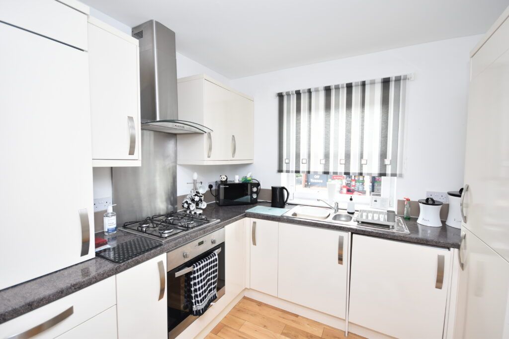 Property photo 3 of 18