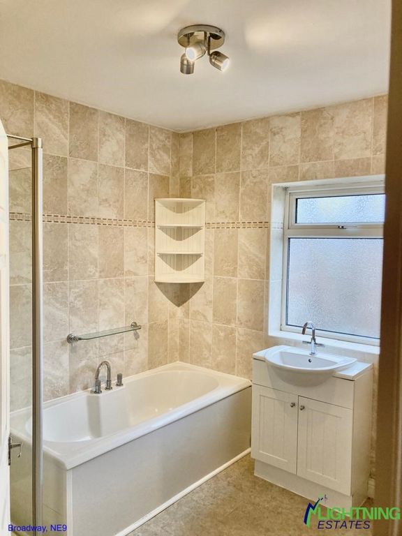 Property photo 2 of 19 13-Hr-3.Jpg