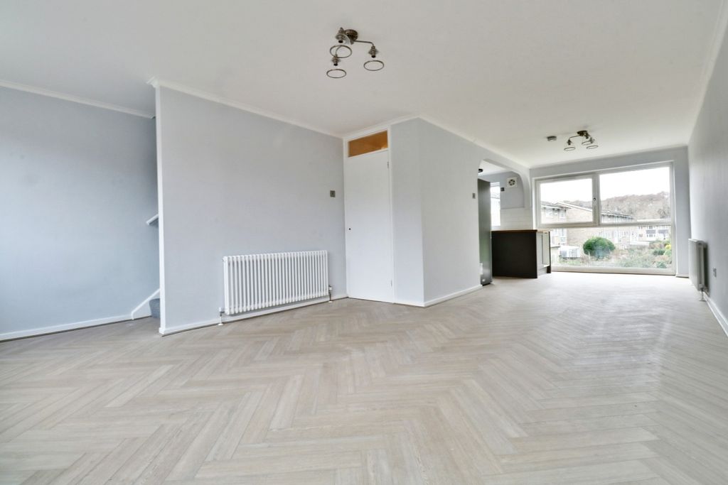 Property photo 1 of 14 3830662