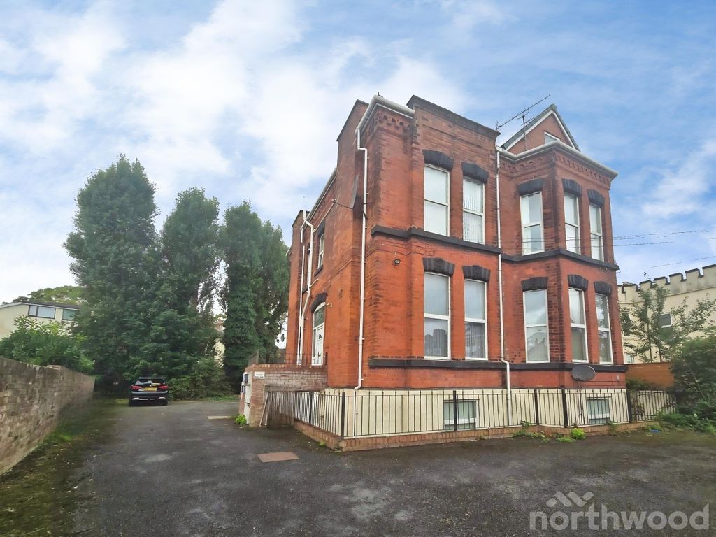 Property photo 1 of 6