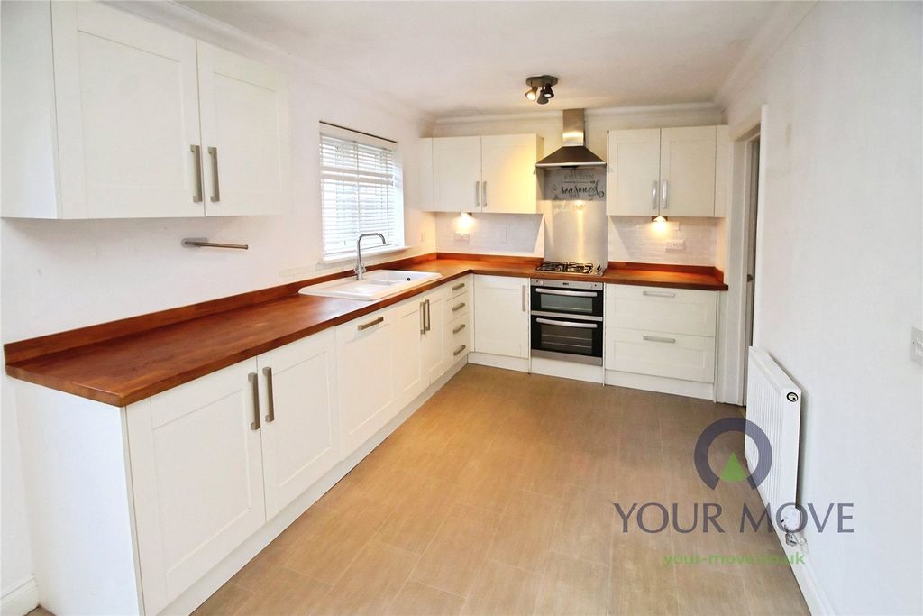 Property photo 3 of 20 Kitchen/Diner