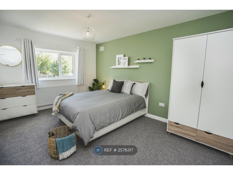 Property photo 1 of 12 Bedroom #2