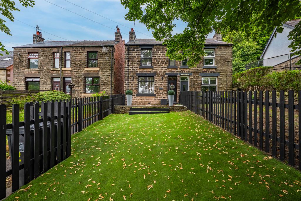 Property photo 1 of 25