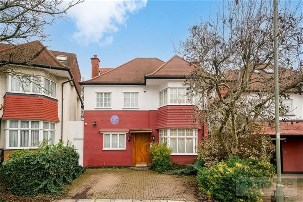 Property photo 1 of 16 (Main)