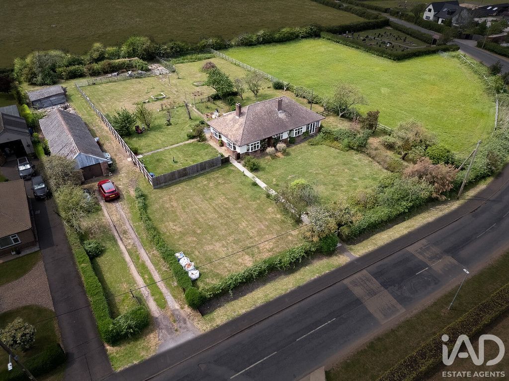Property photo 1 of 40