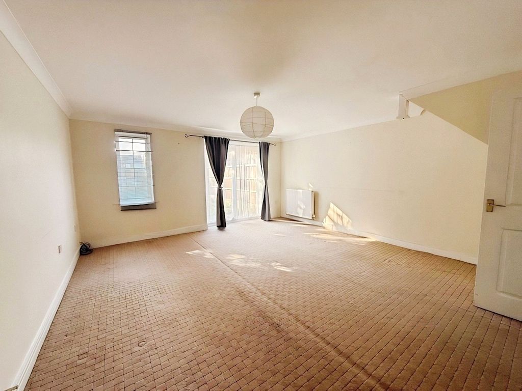 Property photo 3 of 13 Living Area