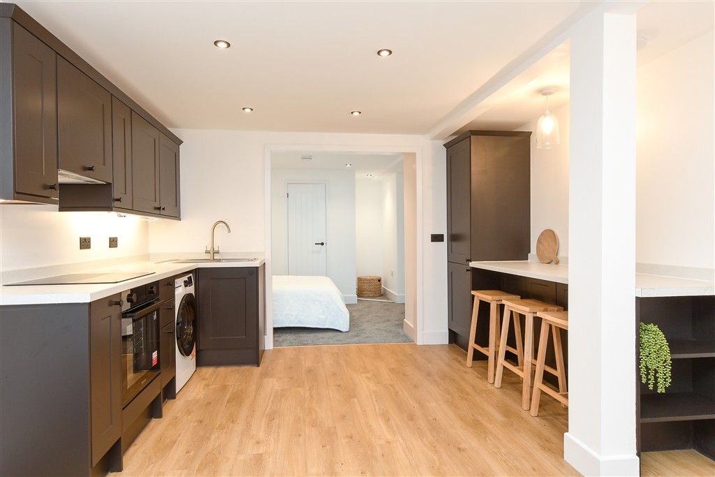 Property photo 2 of 13 Kitchen Lounge/Diner