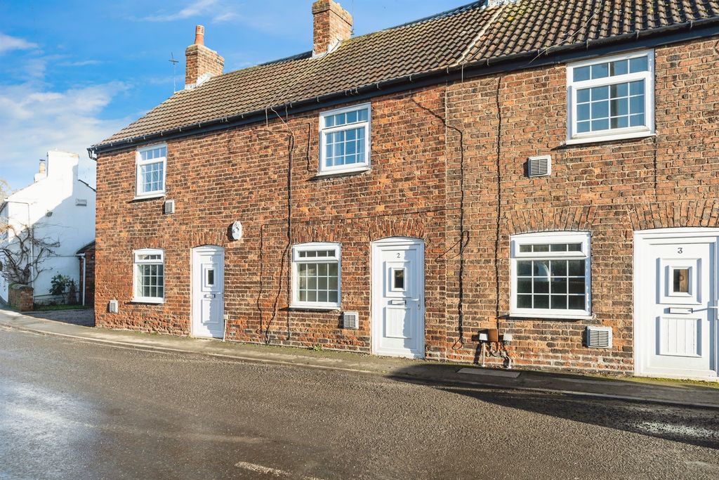 Property photo 3 of 19