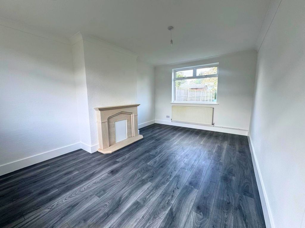 Property photo 2 of 14 Gallery