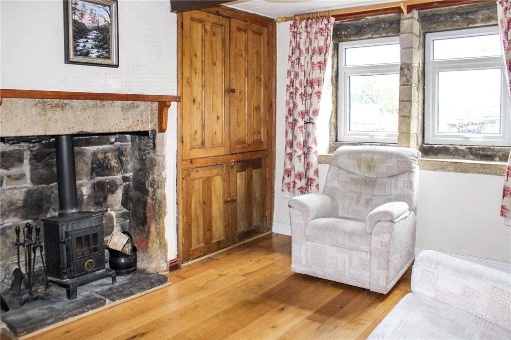 Property photo 2 of 13 Sitting Room