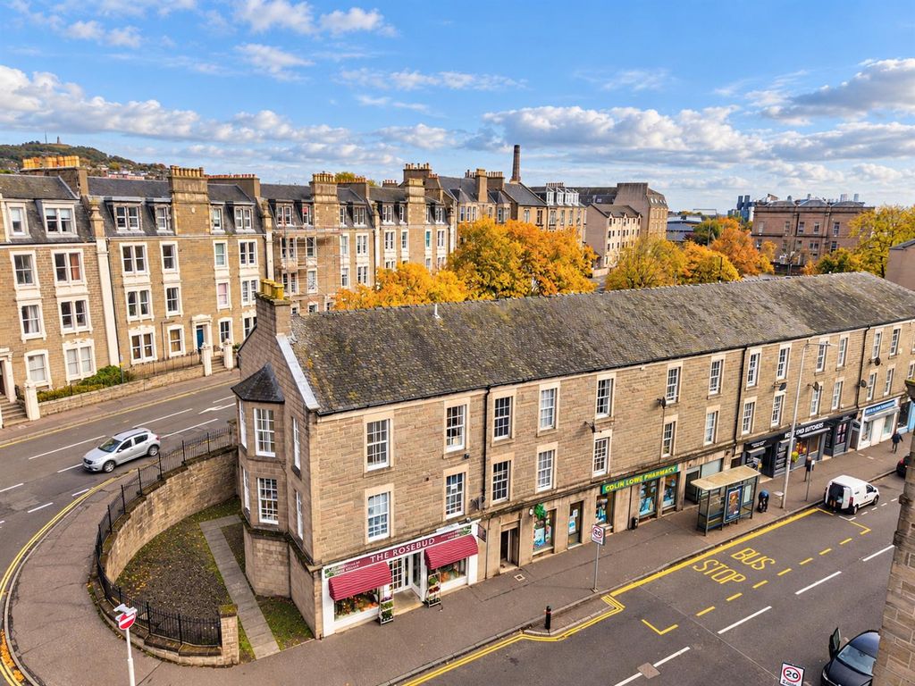 Property photo 1 of 17 2R 207 Perth Road Dundee-1.Jpg