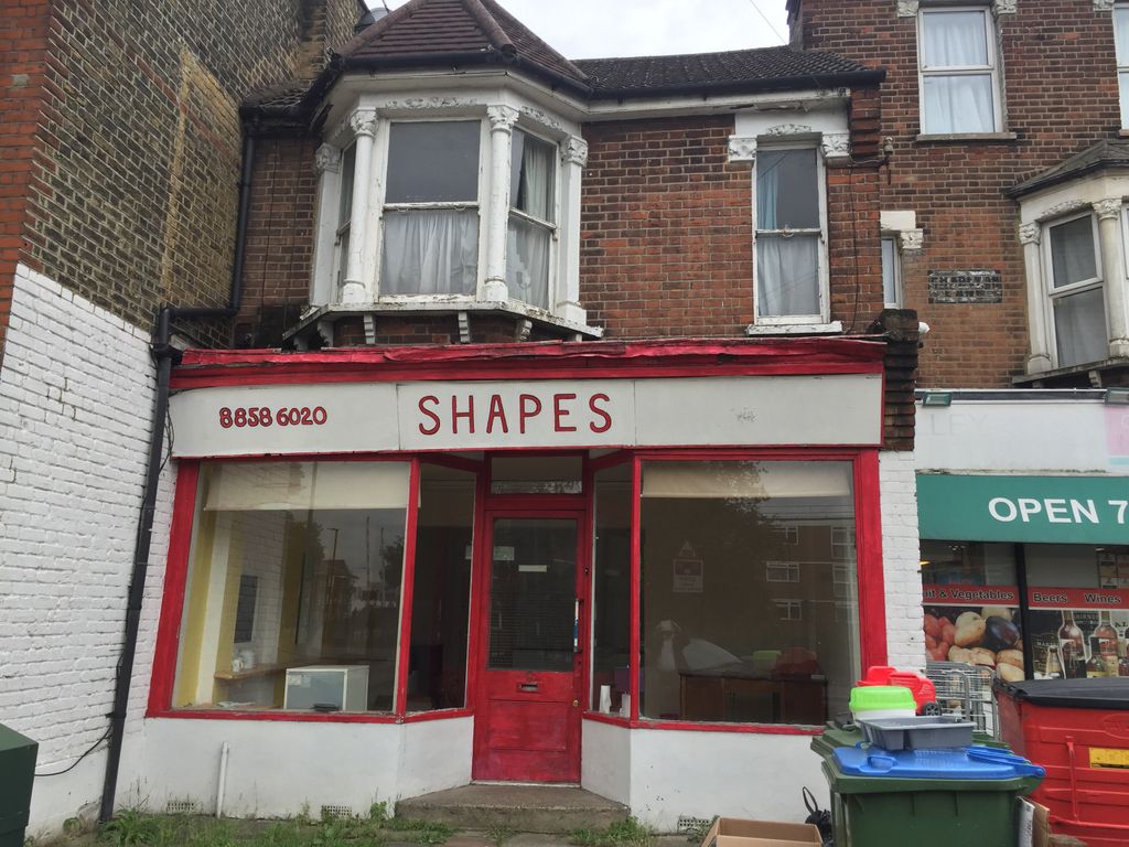 Property photo 1 of 7 Outside