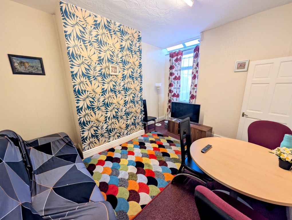 Property photo 2 of 11