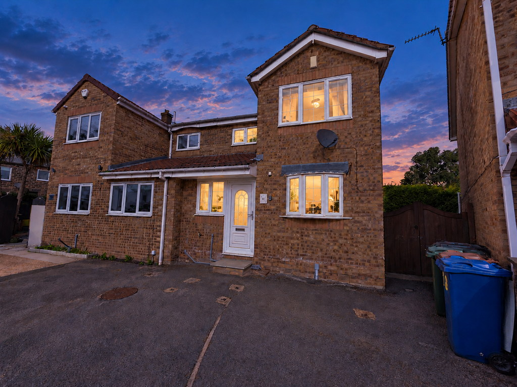 Property photo 1 of 17