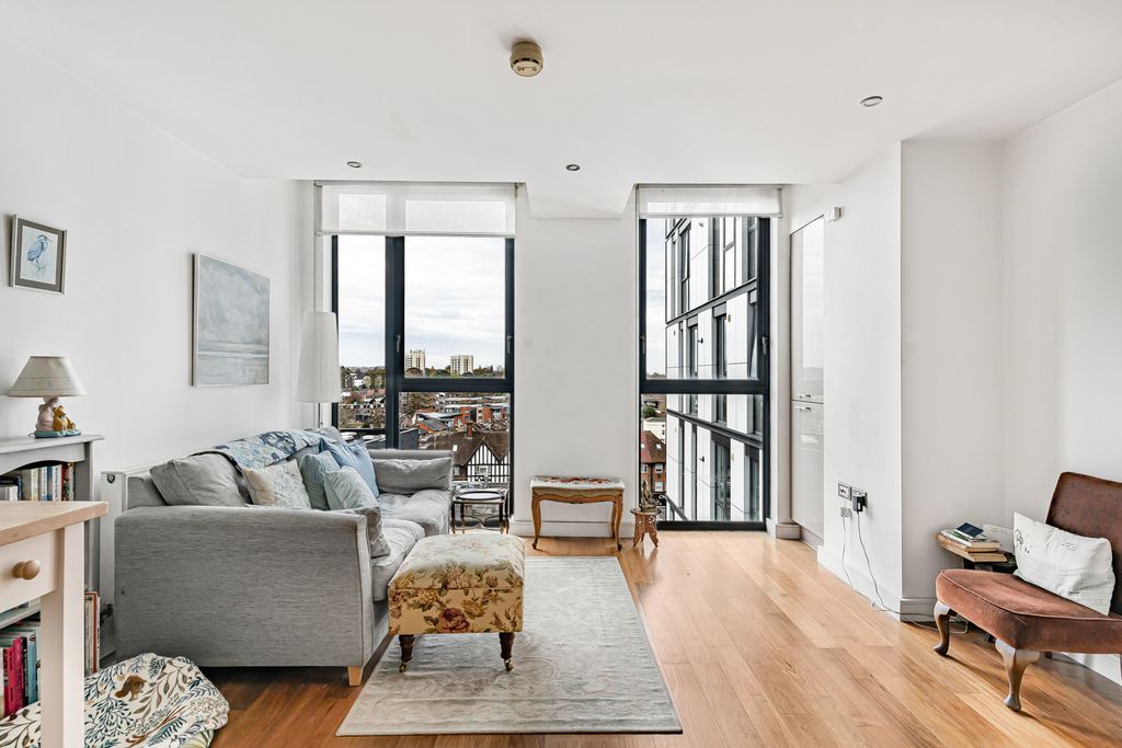 Property photo 1 of 19 Reception Room