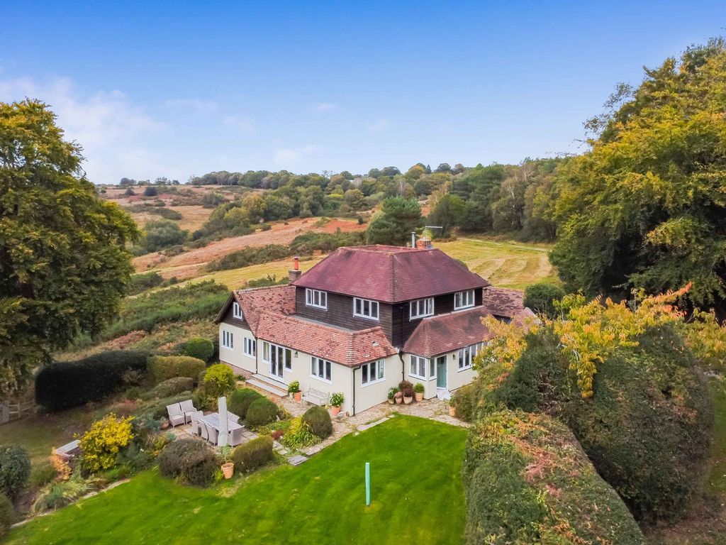 Property photo 1 of 41