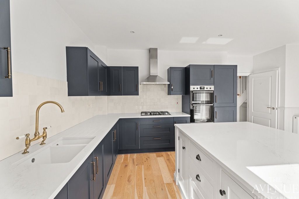 Property photo 2 of 39 5379344