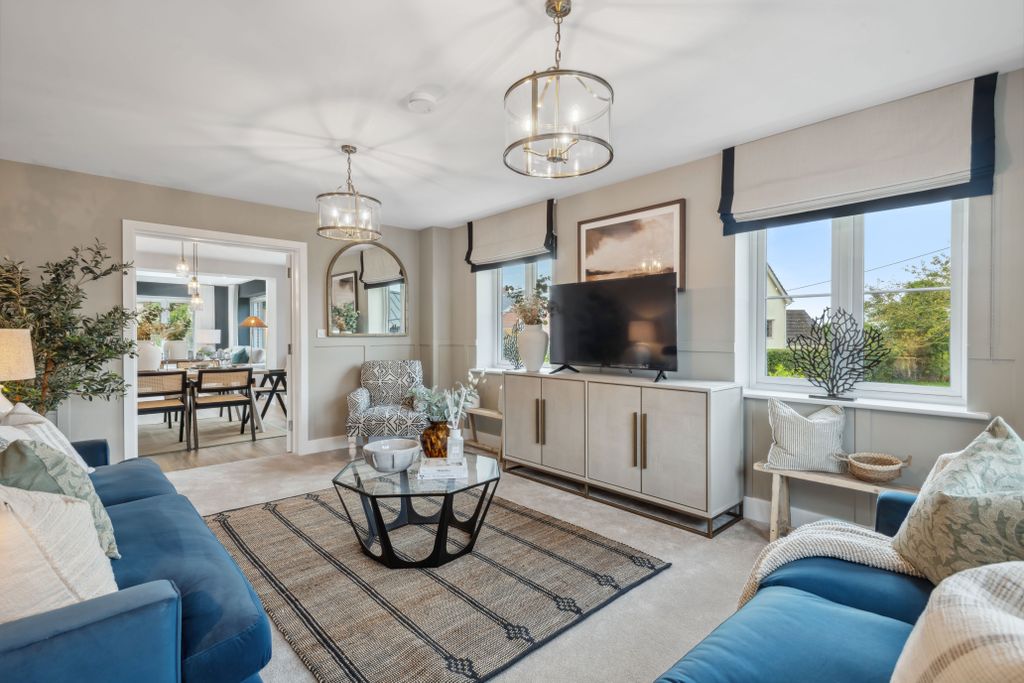 Property photo 2 of 9 15