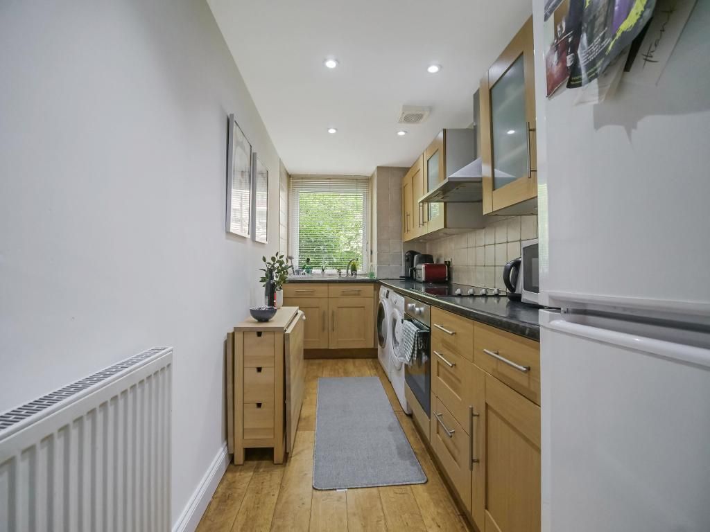 Property photo 3 of 21 Kitchen