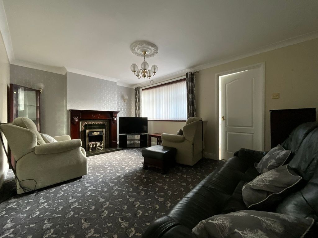 Property photo 3 of 14 4508786