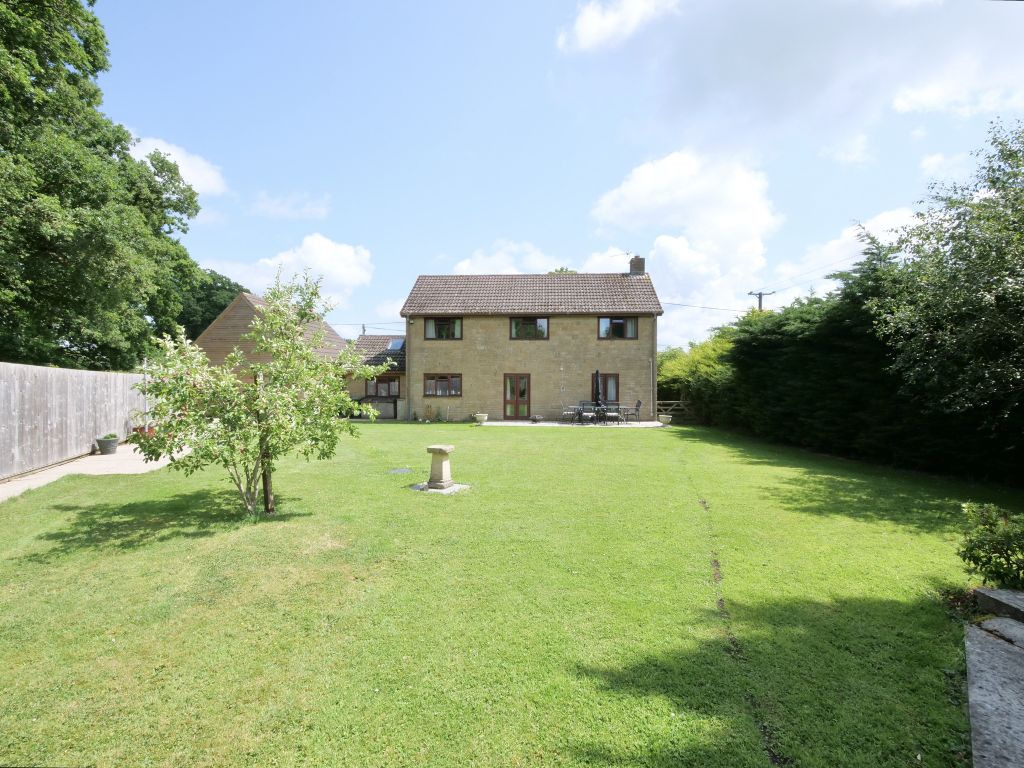 Property photo 2 of 22