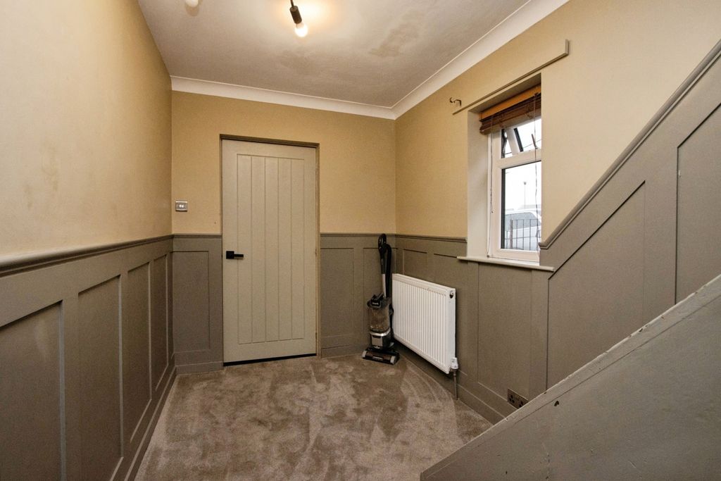 Property photo 2 of 24 Pbox-Img.Jpg