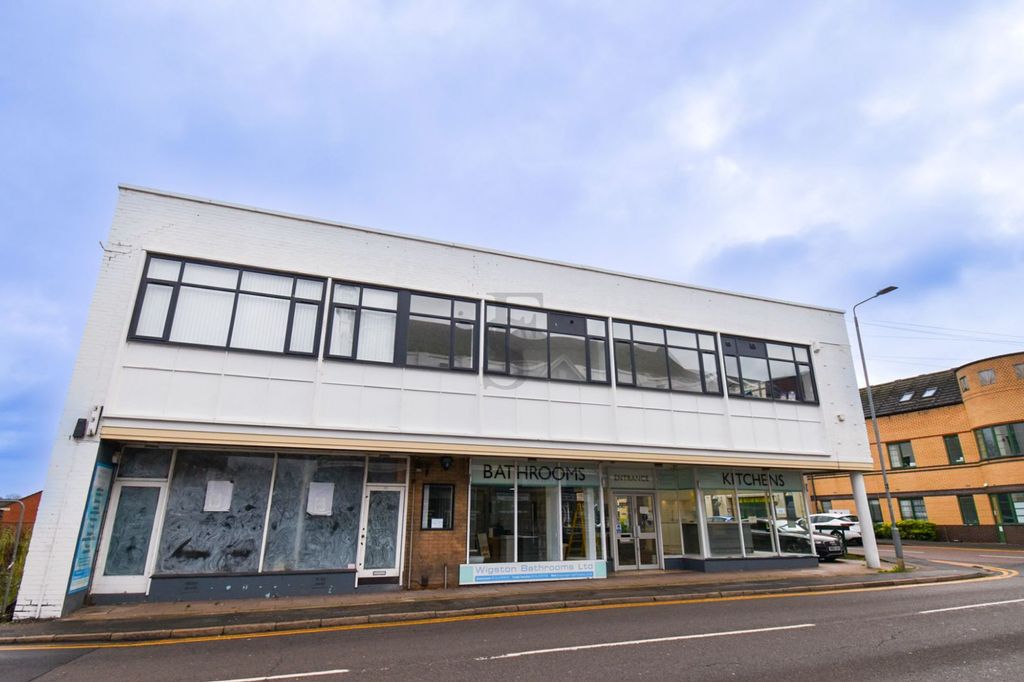 Property photo 1 of 4