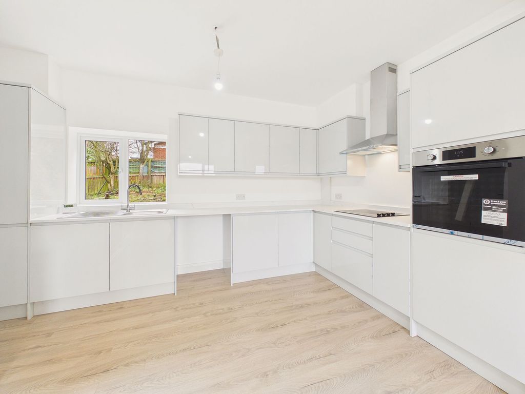 Property photo 1 of 13 Kitchen