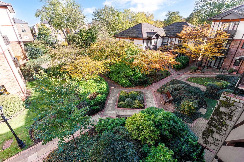 Property photo 3 of 21 Picture No. 08