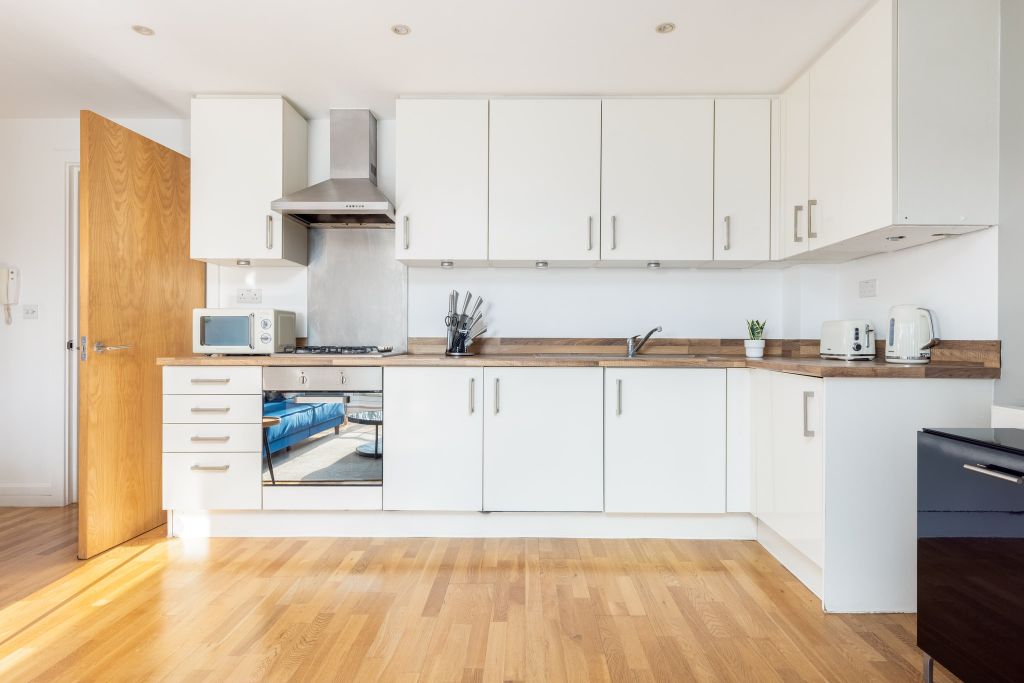 Property photo 2 of 35 Kitchen