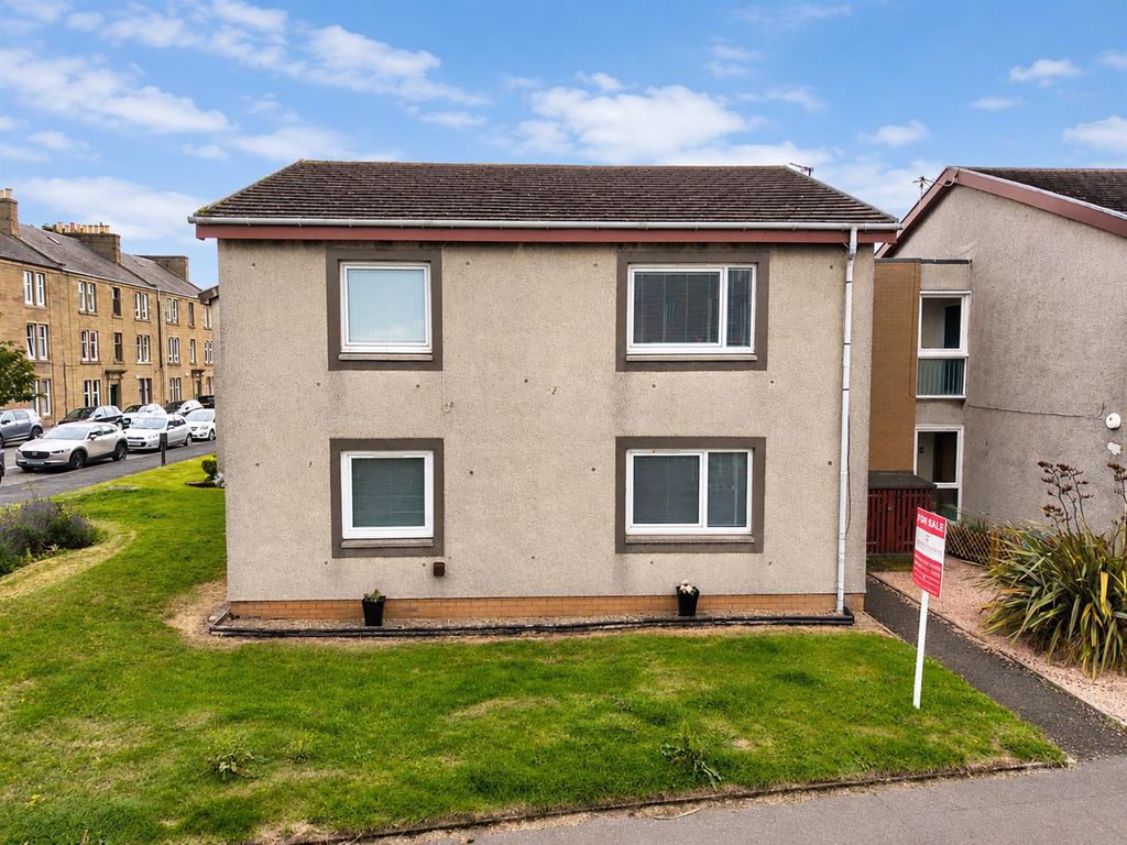 Property photo 1 of 18 6 Westfield Road Bf-1.Jpg