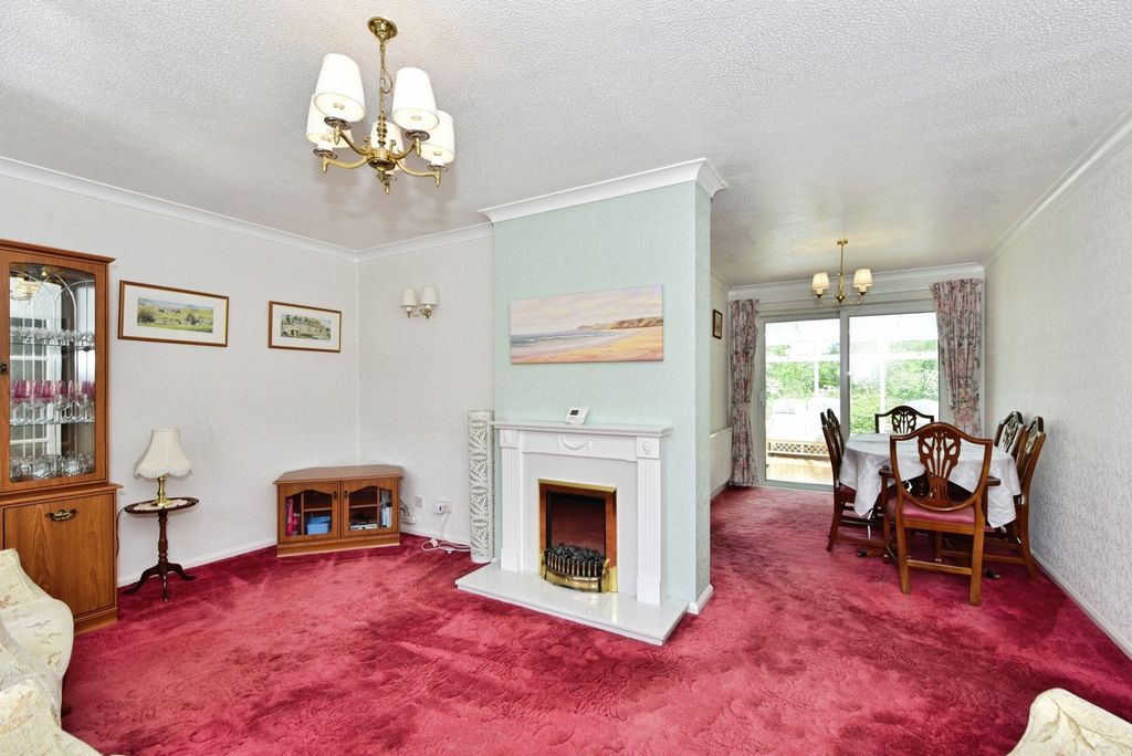 Property photo 2 of 19 Pbox-Img.Jpg