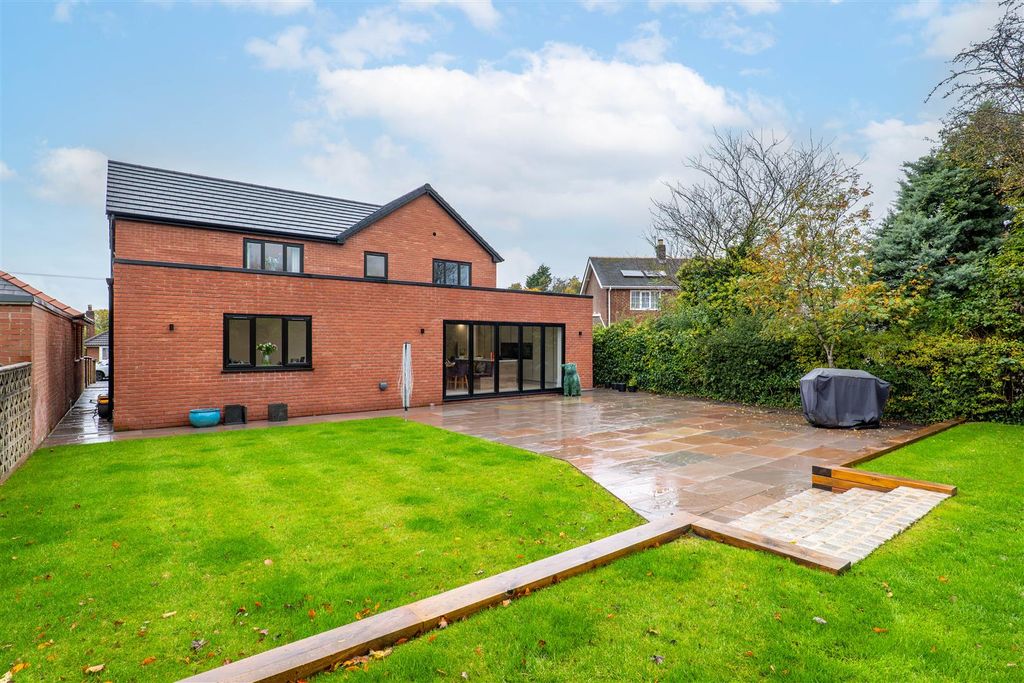 Property photo 1 of 40 Rear External