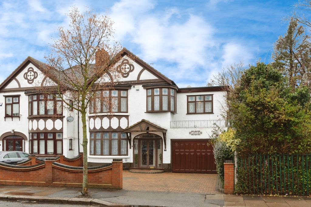 Property photo 1 of 21 Pbox-Img.Jpg