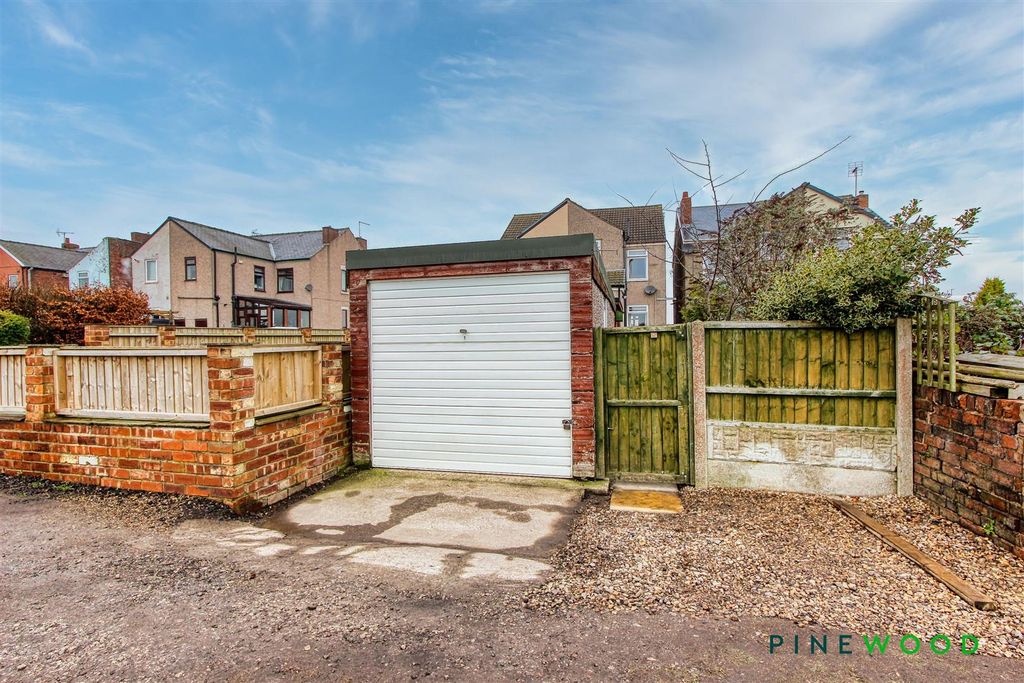 Property photo 2 of 24 Single Garage To Rear