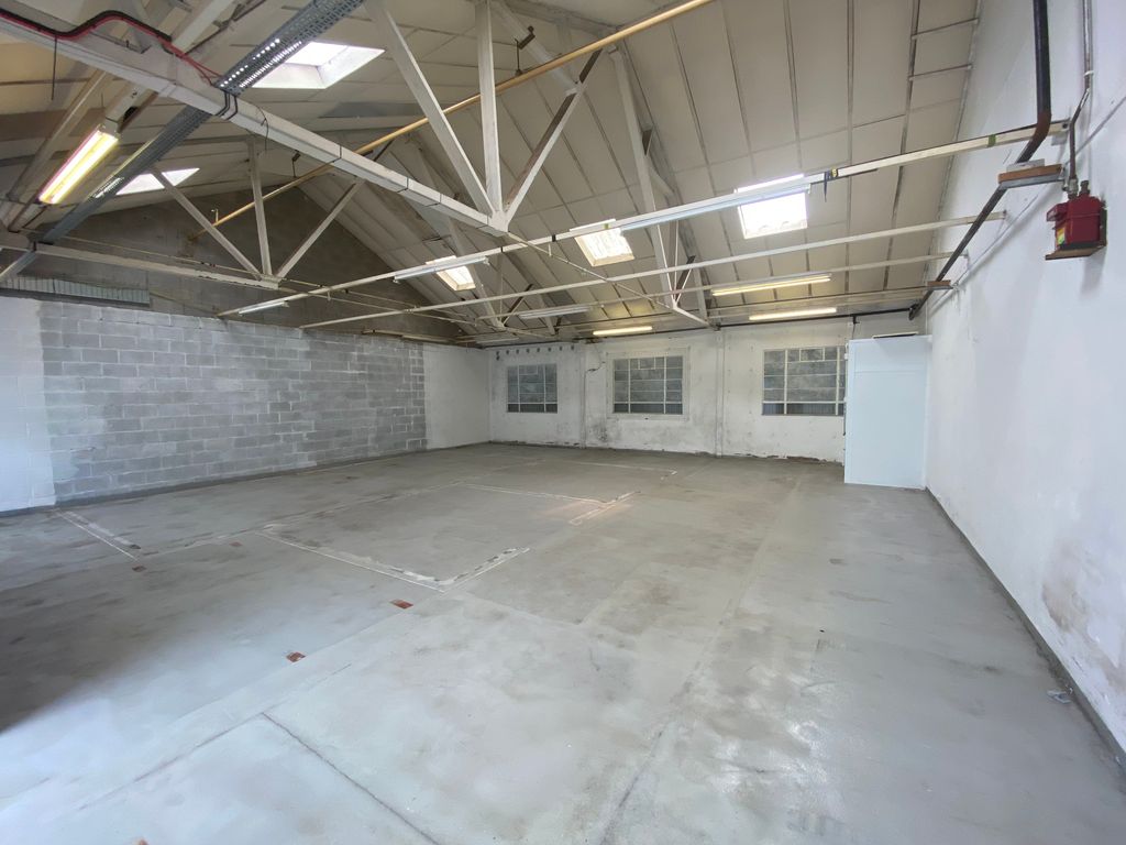 Property photo 3 of 5