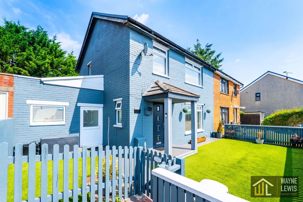 Property photo 1 of 37