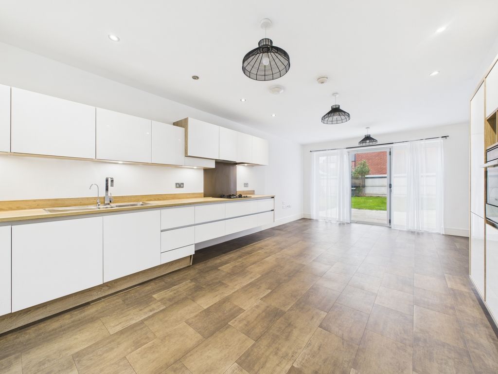 Property photo 2 of 23 Forester Road