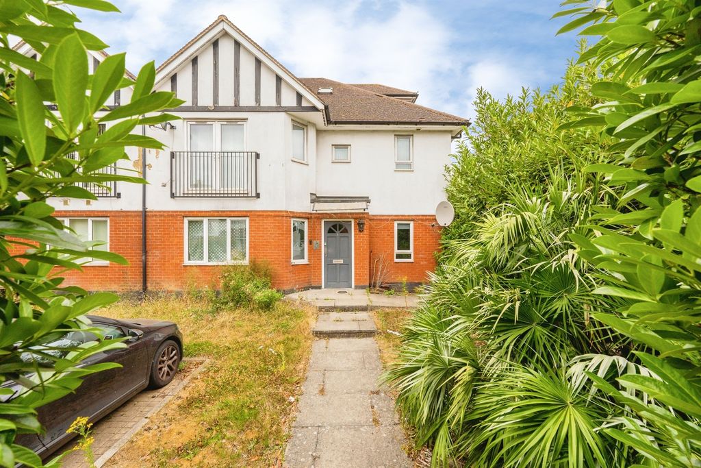 Property photo 1 of 15