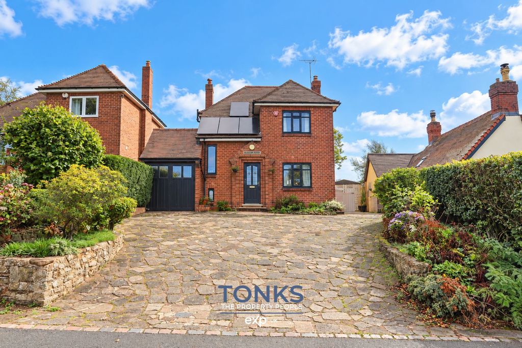 Property photo 1 of 33